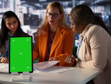 The Role of SMD Screens in Digital Out-of-Home (DOOH) Advertising