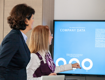 Why SMD Screens Are Gaining Popularity in Corporate Offices